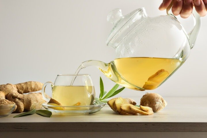 ginger tea with ginger roots